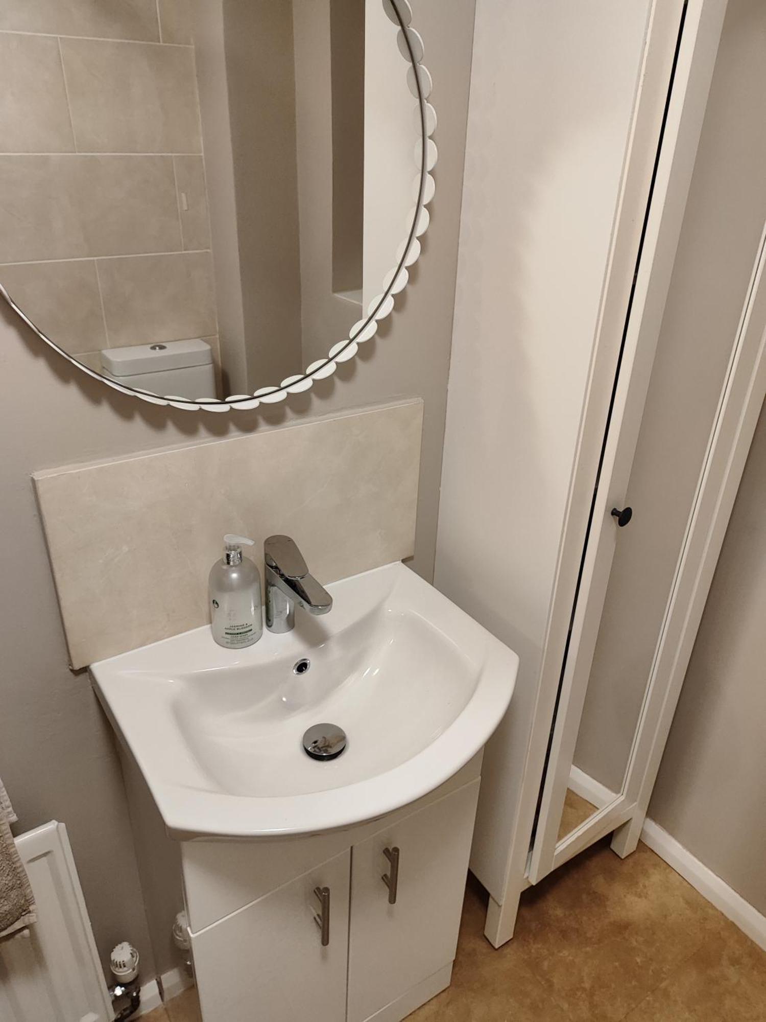 3 Bed House In Walsall, Perfect For Contractors & Leisure & Free Parking Esterno foto